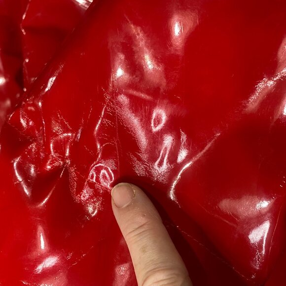 PrettyLittleThing Size M Red Glossy Quilted Puffer Jacket Cropped READ - Picture 12 of 16